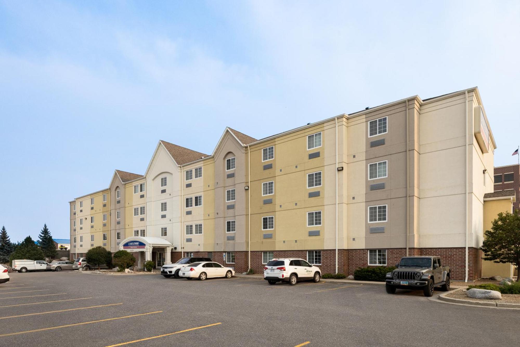 Candlewood Suites Bismarck Exterior photo