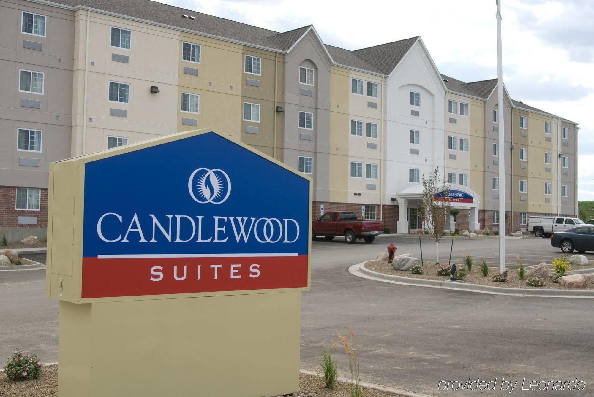 Candlewood Suites Bismarck Exterior photo